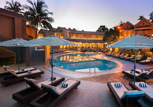 WHISPERING PALMS BEACH RESORT GOA